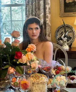 Alexandra Daddario / alexandradaddario nude photo #3740