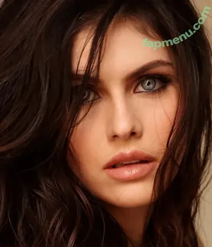 Alexandra Daddario / alexandradaddario nude photo #3837