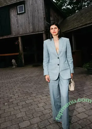 Alexandra Daddario / alexandradaddario nude photo #3893