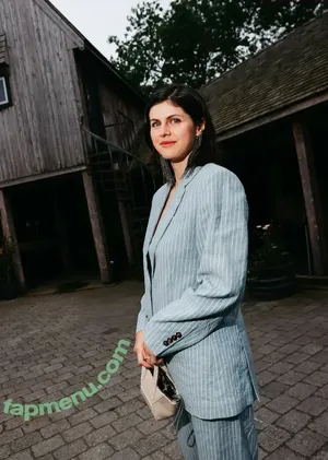 Alexandra Daddario / alexandradaddario nude photo #3895