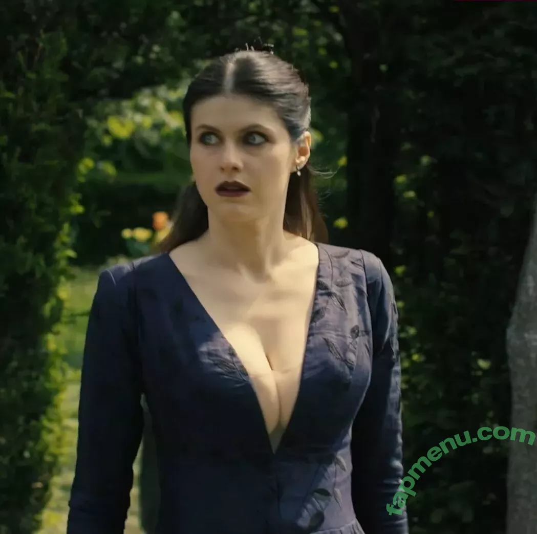 Alexandra Daddario nude photo #3331 (alexandradaddario)