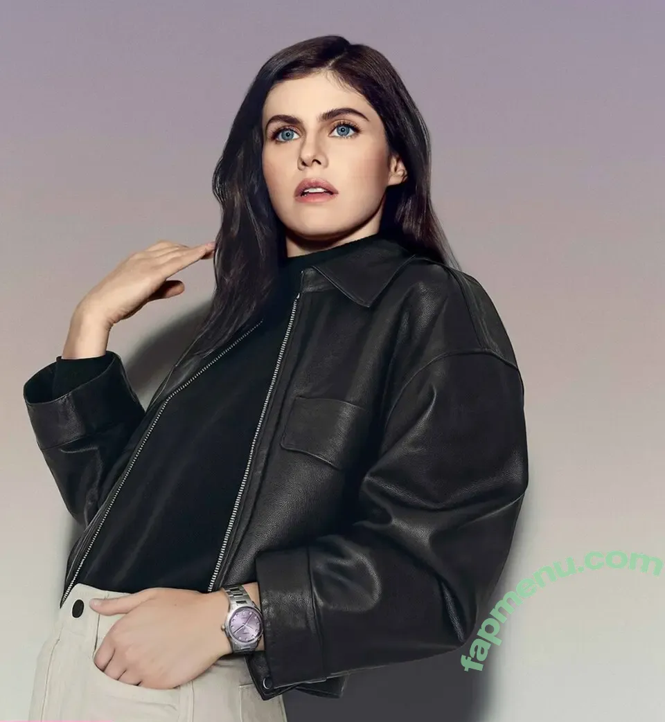 Alexandra Daddario nude photo #3452 (alexandradaddario)