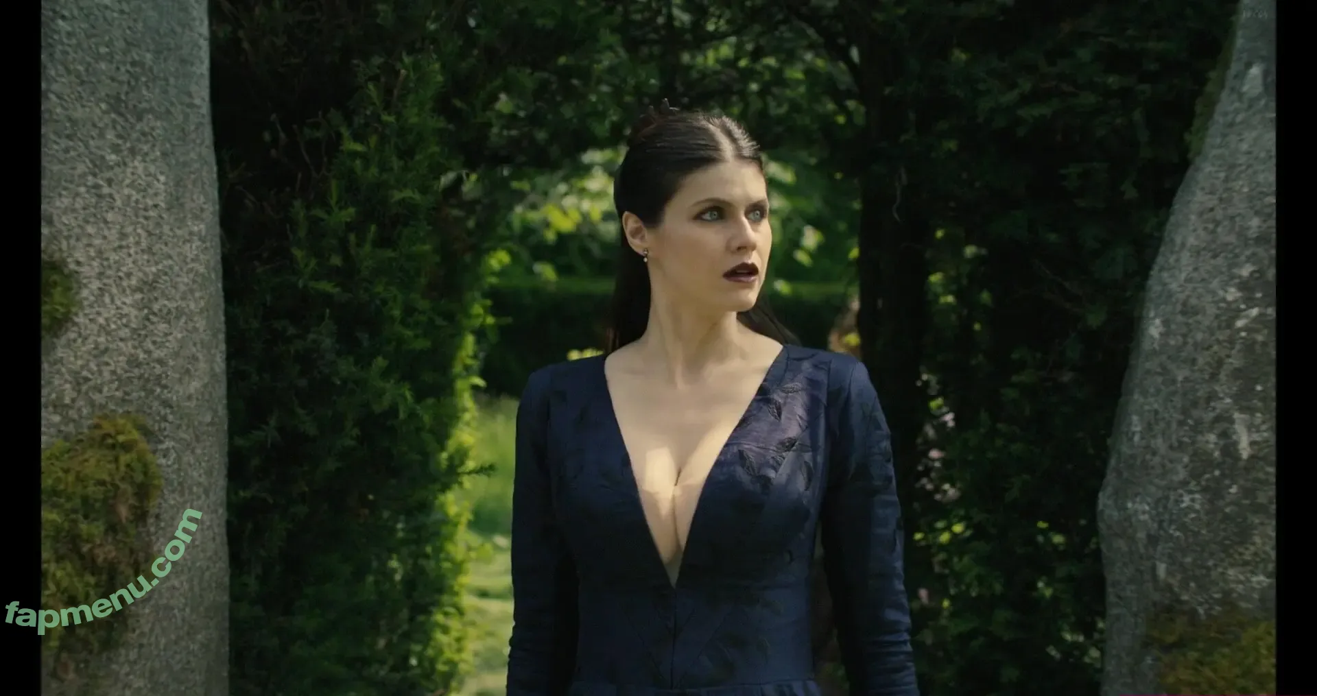 Alexandra Daddario nude photo #3526 (alexandradaddario)