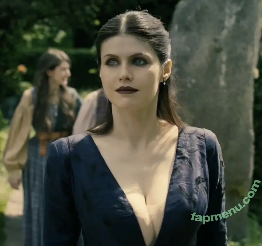 Alexandra Daddario nude photo #3527 (alexandradaddario)
