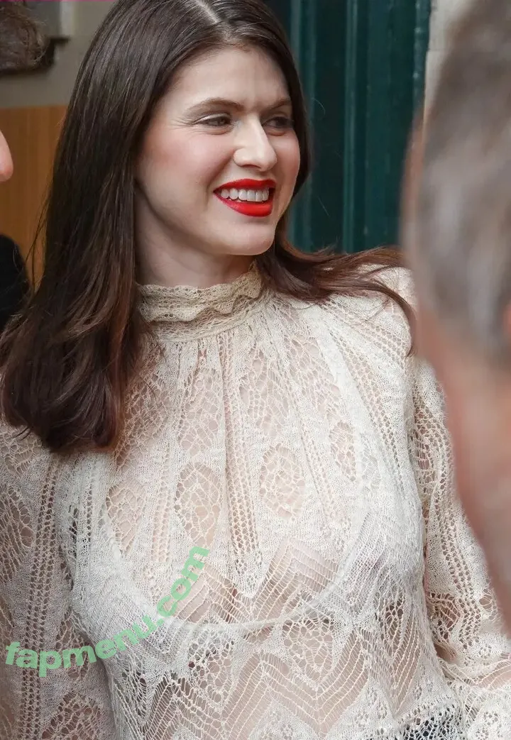 Alexandra Daddario nude photo #3820 (alexandradaddario)