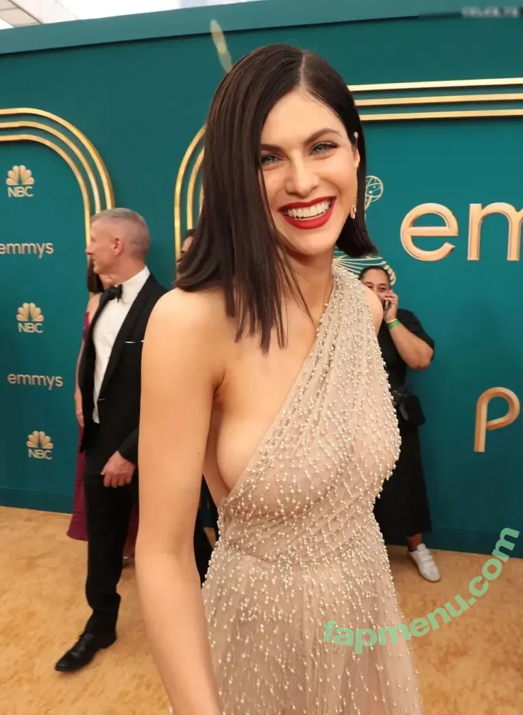 Alexandra Daddario nude photo #3827 (alexandradaddario)