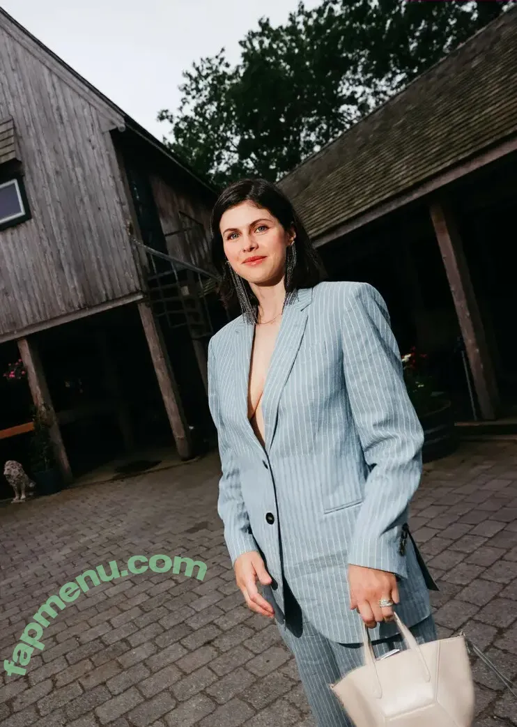 Alexandra Daddario nude photo #3898 (alexandradaddario)