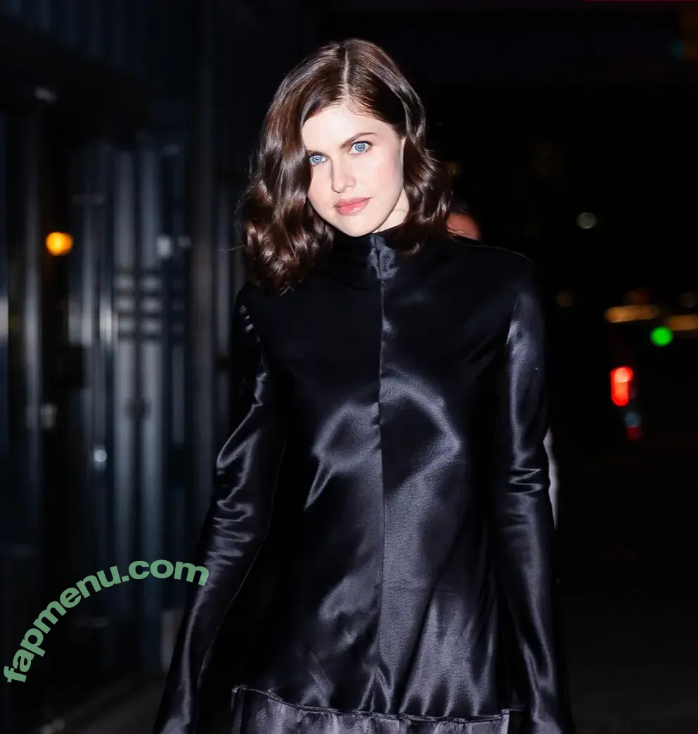 Alexandra Daddario nude photo #3942 (alexandradaddario)