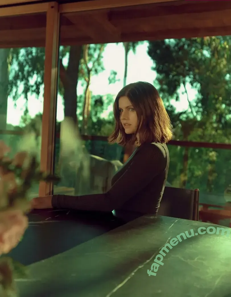 Alexandra Daddario nude photo #3963 (alexandradaddario)