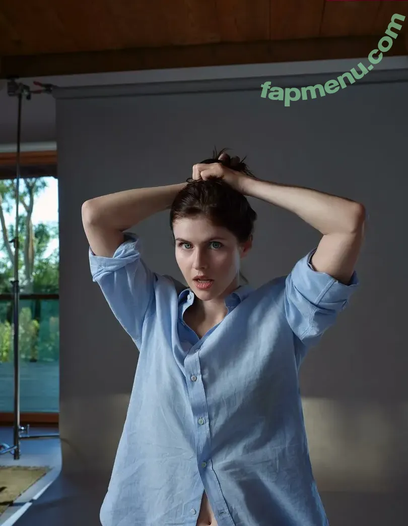 Alexandra Daddario nude photo #3964 (alexandradaddario)