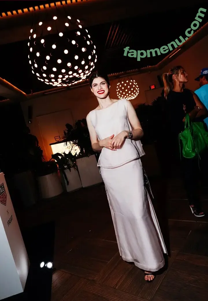 Alexandra Daddario nude photo #3977 (alexandradaddario)