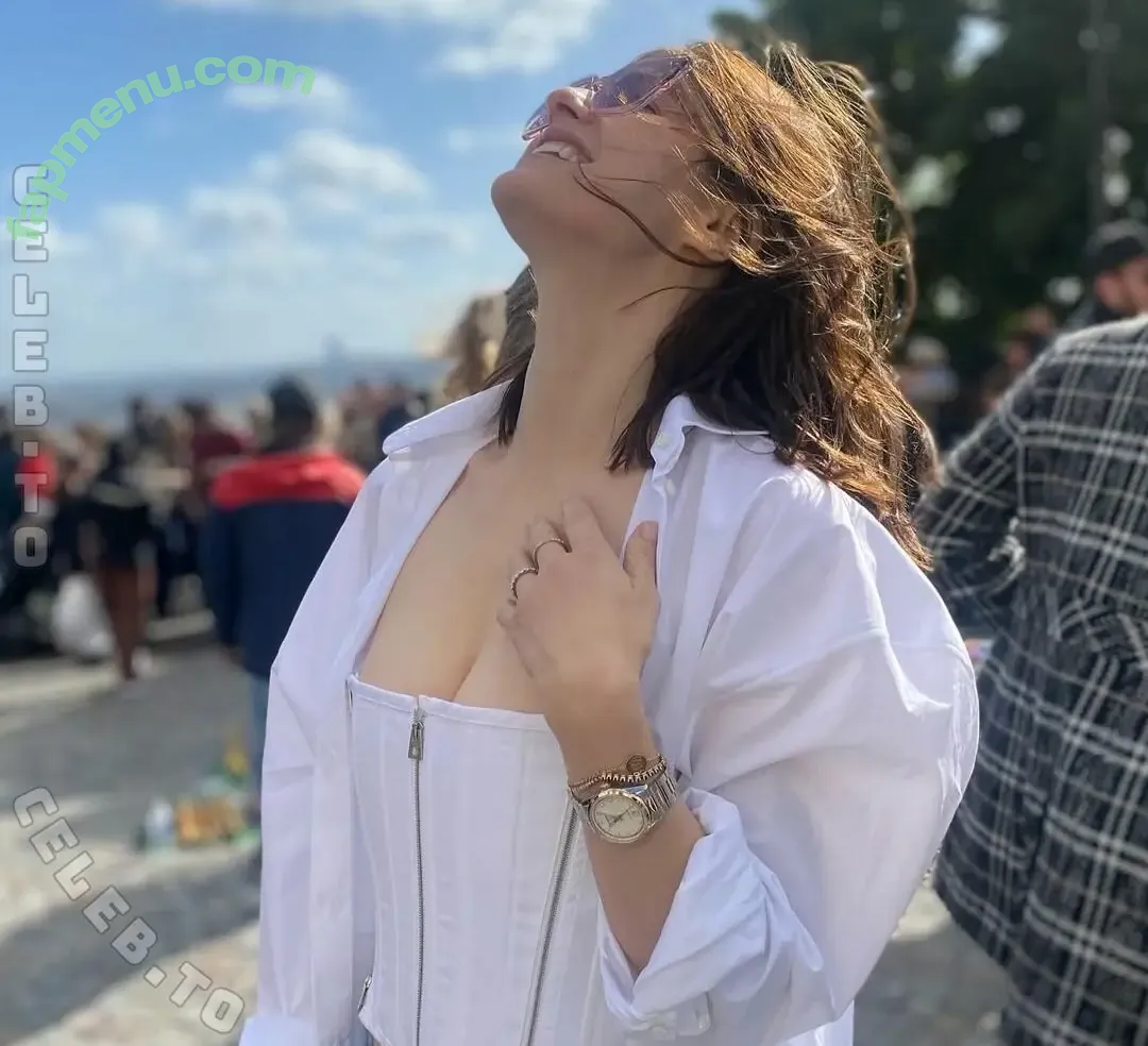 Alexandra Daddario nude photo #4068 (alexandradaddario)