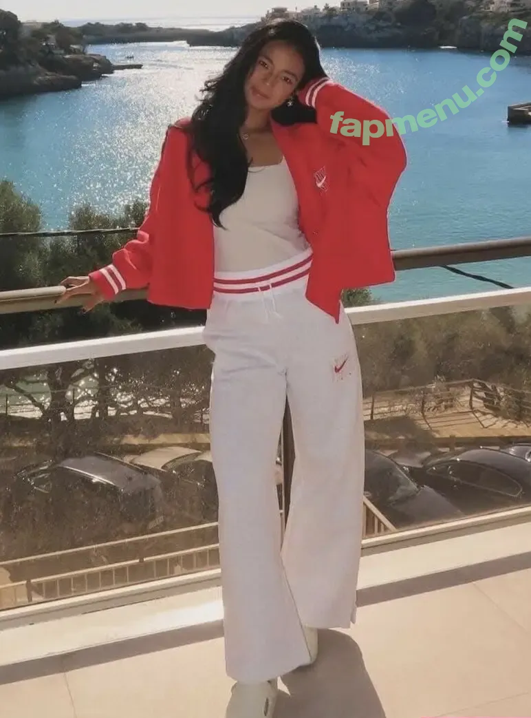 Alexandra Eala nude photo #0042 (alex.eala)