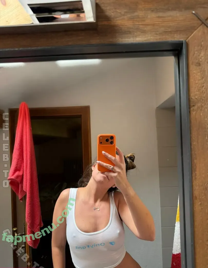 Alexandra Ianculescu nude photo #0226 (SPEED_SKATER)