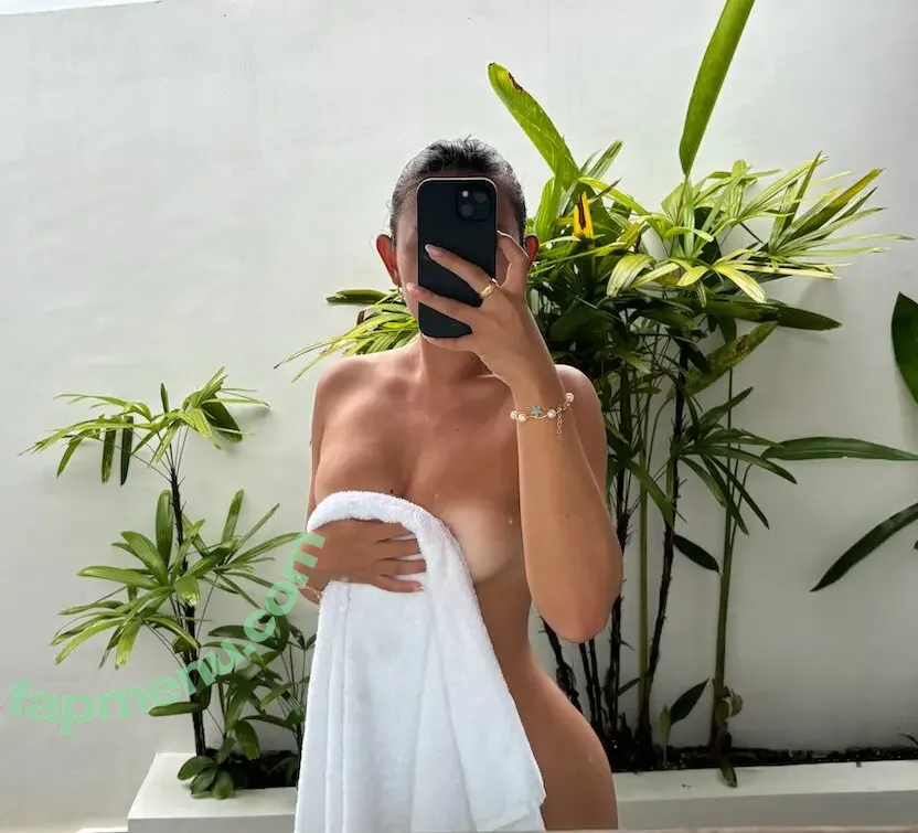Alexandra Jen nude photo #0006 (Alexandra_carlsson / alexandrajen)