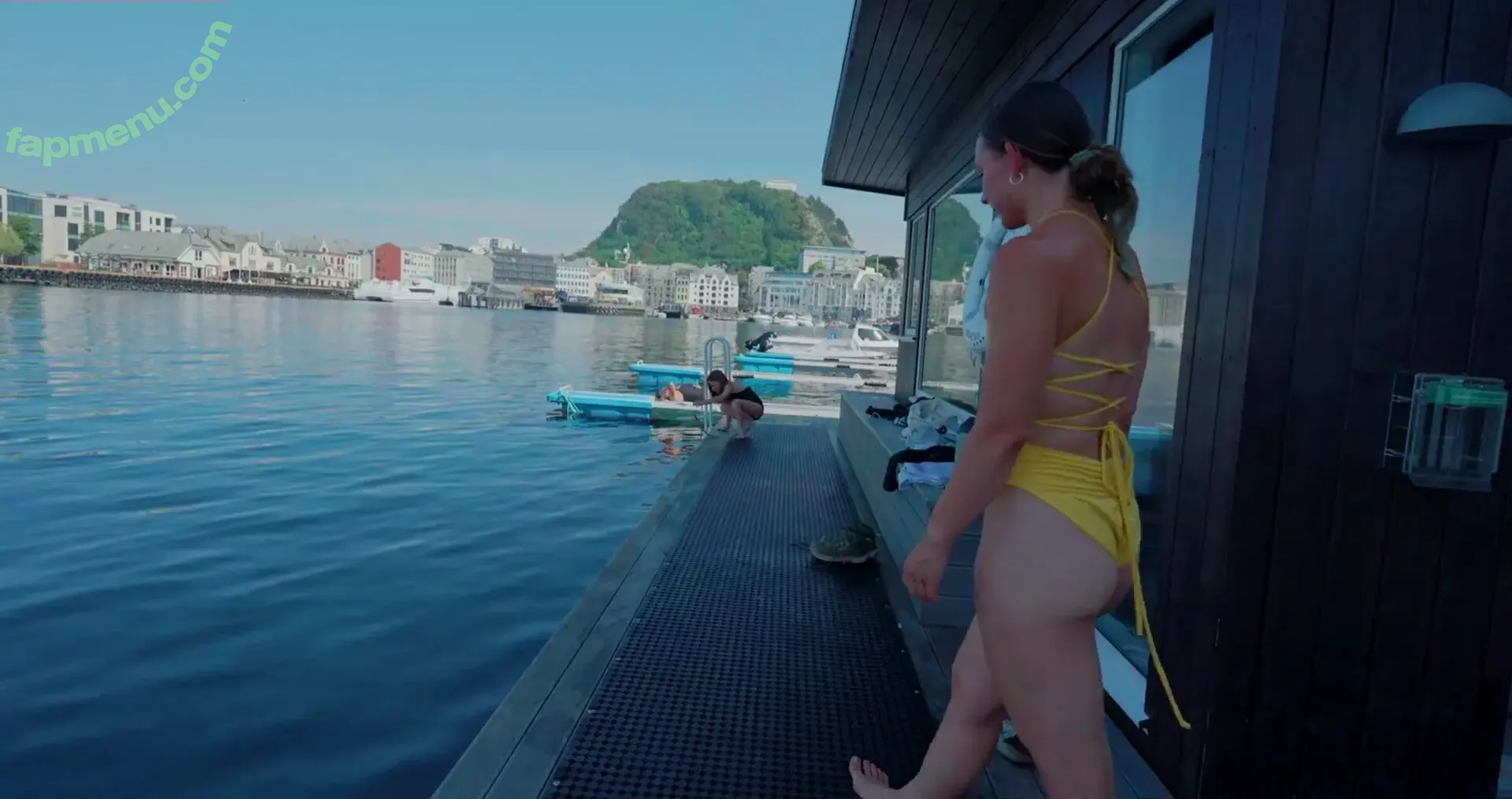 Alexandra Kerr nude photo #0038 (Wanderlust Alley / wanderlustalley)