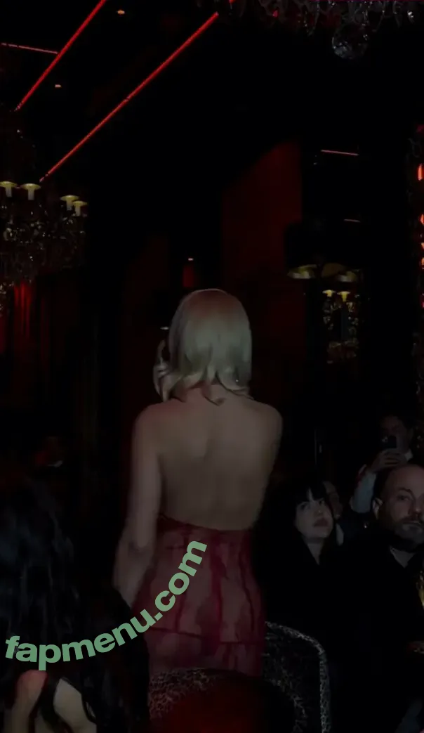 Alexandra Stan nude photo #1892 (alexandrastan)