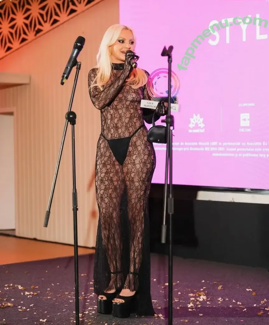 Alexandra Stan nude photo #1945 (alexandrastan)