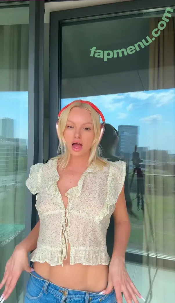 Alexandra Stan nude photo #1988 (alexandrastan)