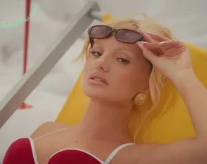 Alexandra Stan / alexandrastan nude photo #2045
