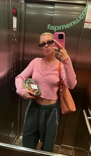 Alexandra Stan / alexandrastan nude photo #2080