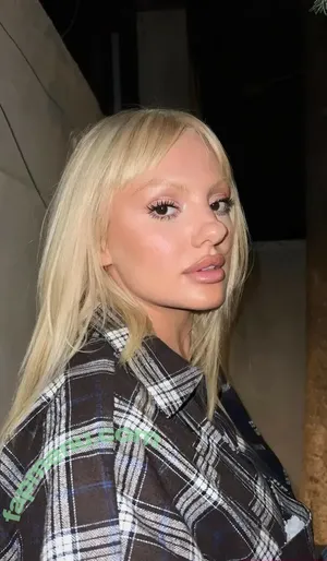 Alexandra Stan / alexandrastan nude photo #2277