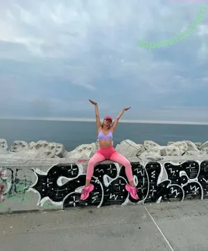 Alexandra Stan / alexandrastan nude photo #2321