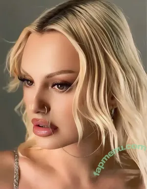 Alexandra Stan / alexandrastan nude photo #2338