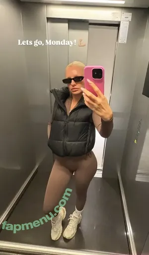 Alexandra Stan / alexandrastan nude photo #2929