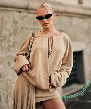 Alexandra Stan / alexandrastan nude photo #2992