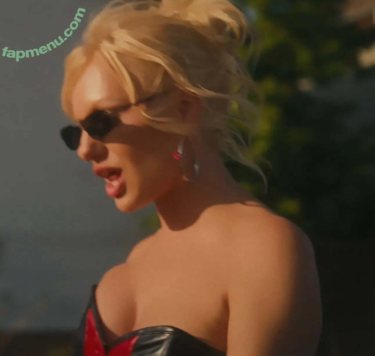 Alexandra Stan nude photo #2052 (alexandrastan)