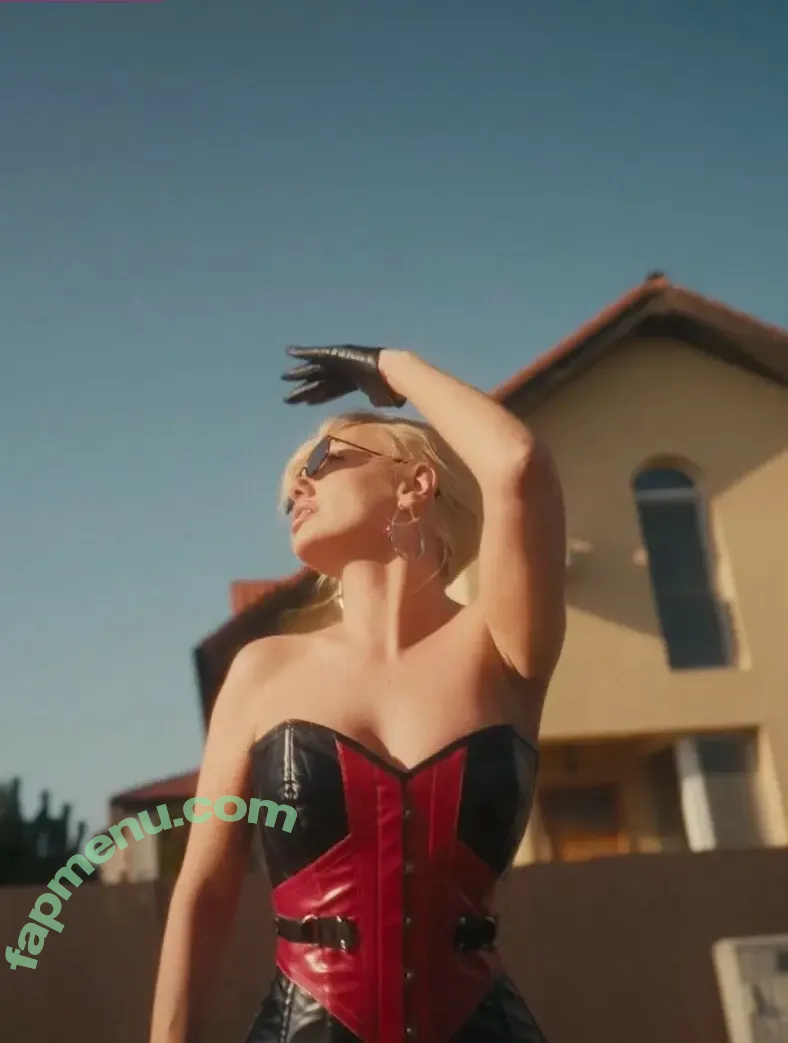 Alexandra Stan nude photo #2055 (alexandrastan)