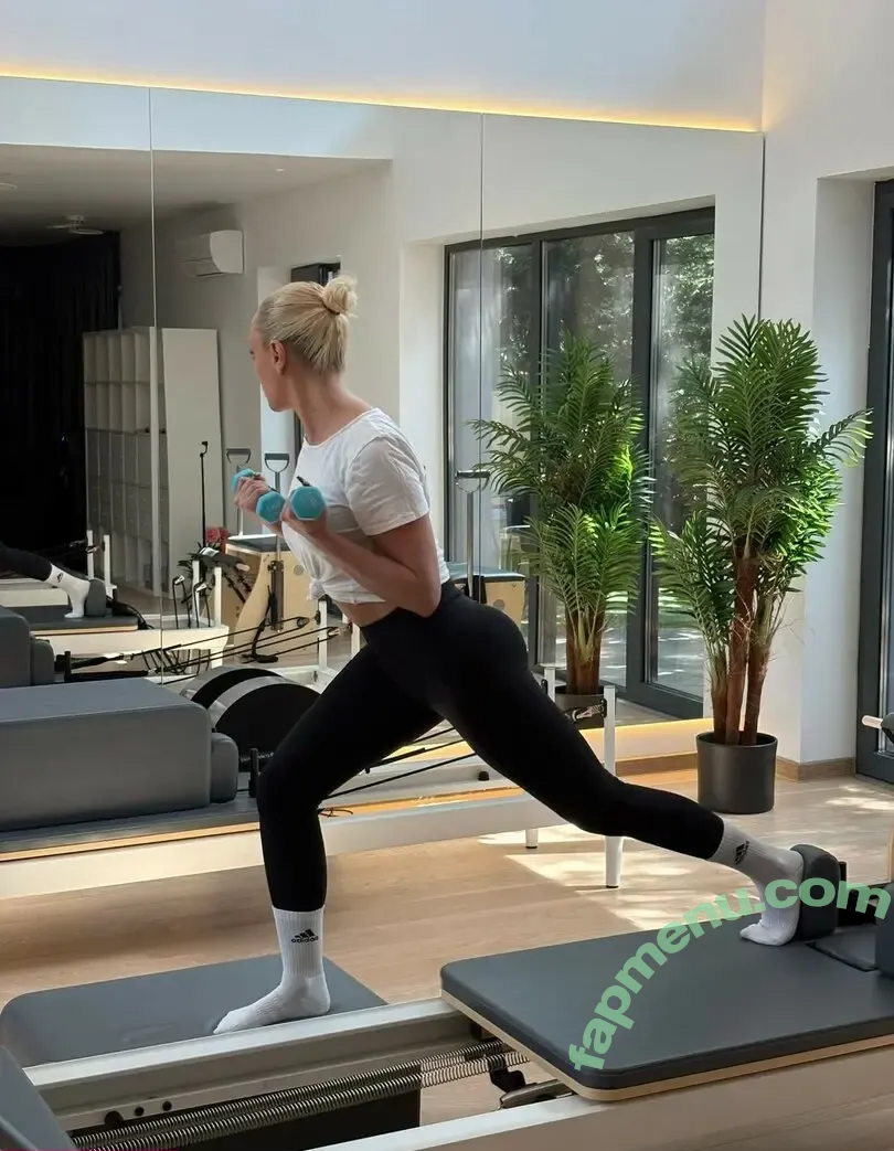 Alexandra Stan nude photo #2115 (alexandrastan)