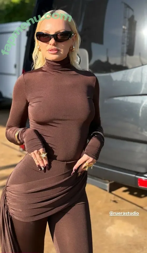 Alexandra Stan nude photo #2117 (alexandrastan)