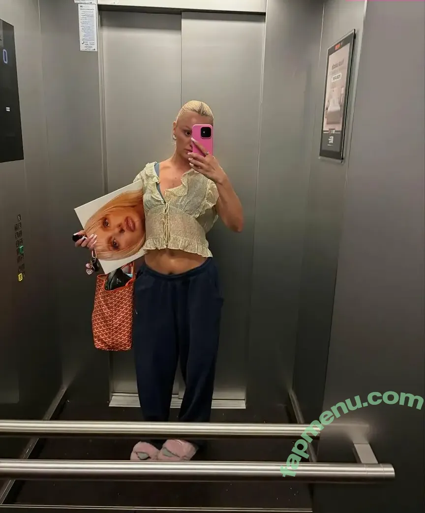 Alexandra Stan nude photo #2163 (alexandrastan)