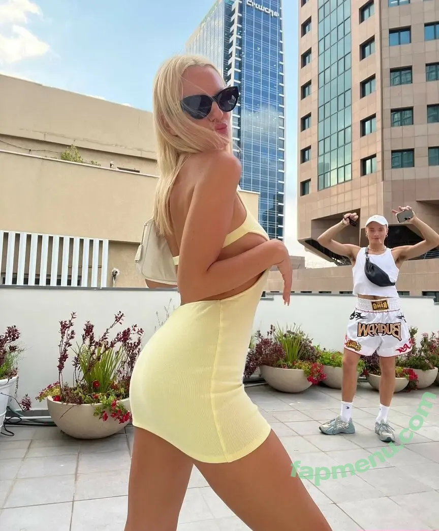 Alexandra Stan nude photo #2313 (alexandrastan)