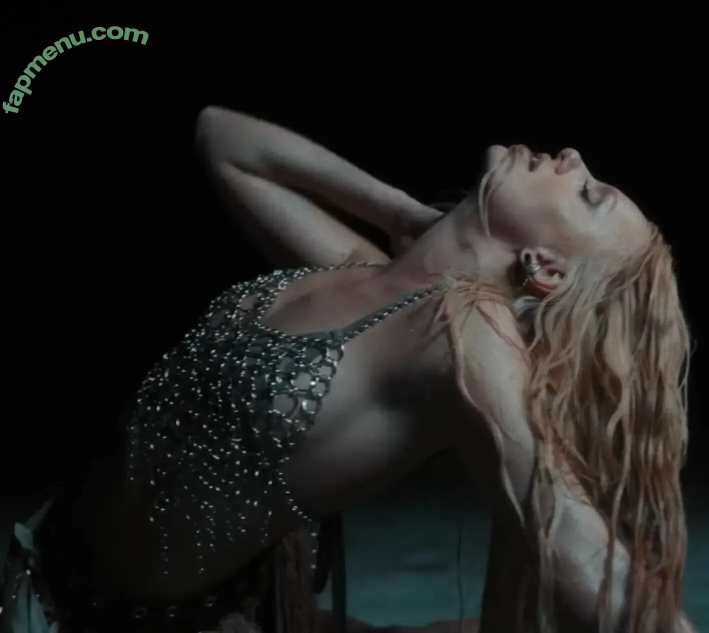 Alexandra Stan nude photo #2407 (alexandrastan)