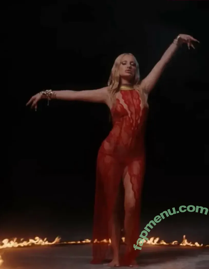 Alexandra Stan nude photo #2411 (alexandrastan)