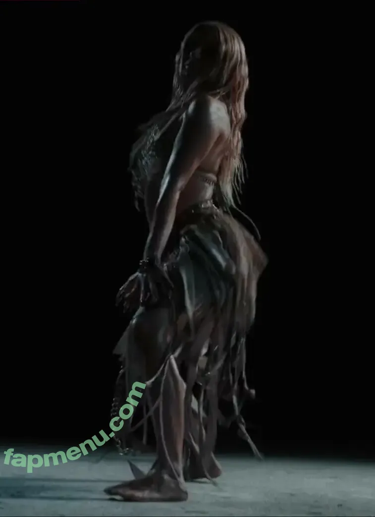 Alexandra Stan nude photo #2414 (alexandrastan)