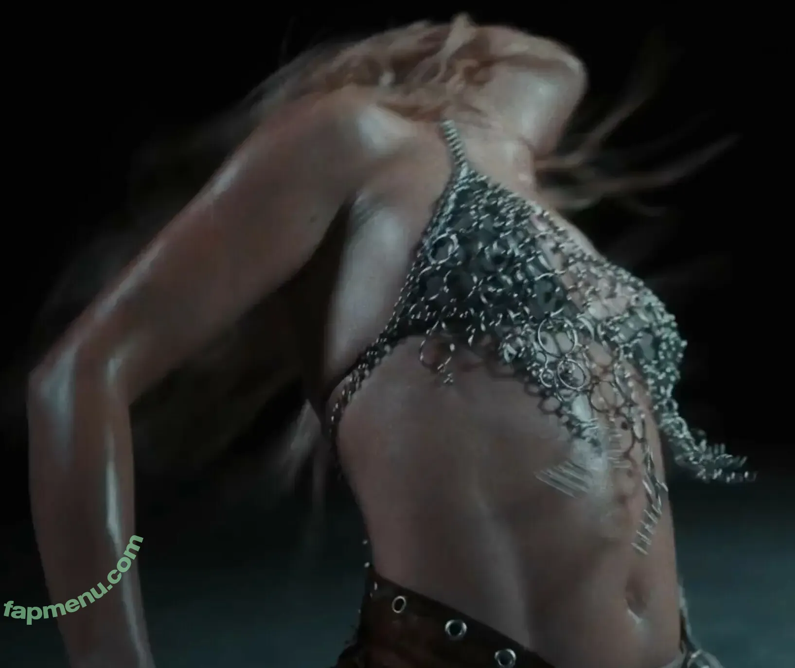 Alexandra Stan nude photo #2418 (alexandrastan)