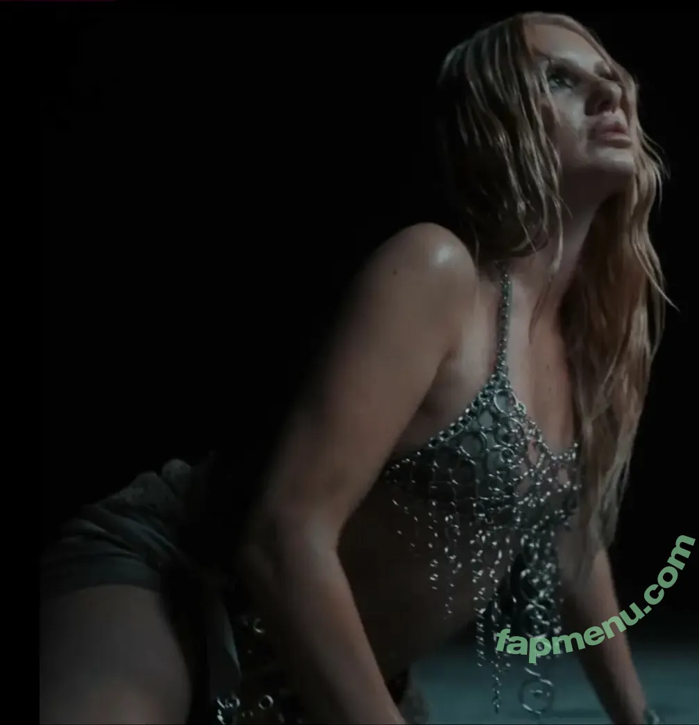 Alexandra Stan nude photo #2428 (alexandrastan)