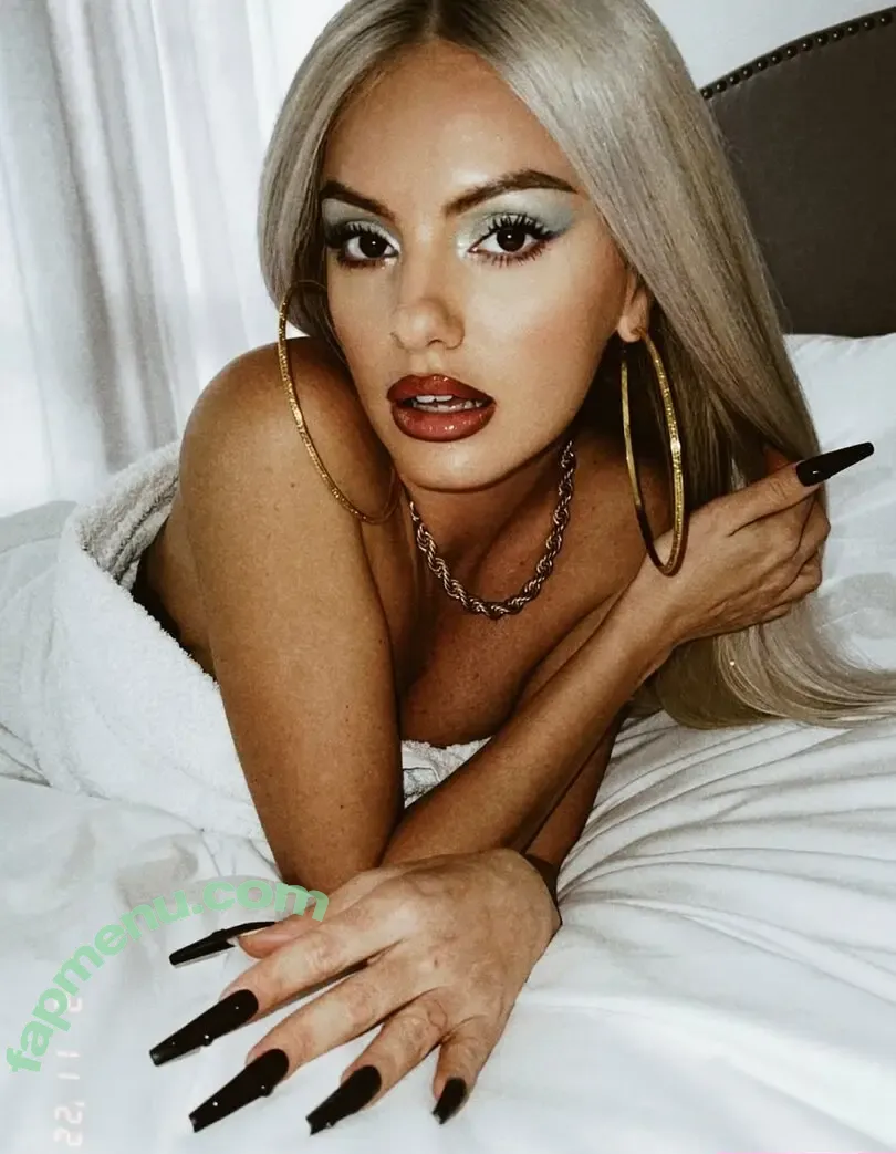 Alexandra Stan nude photo #2808 (alexandrastan)