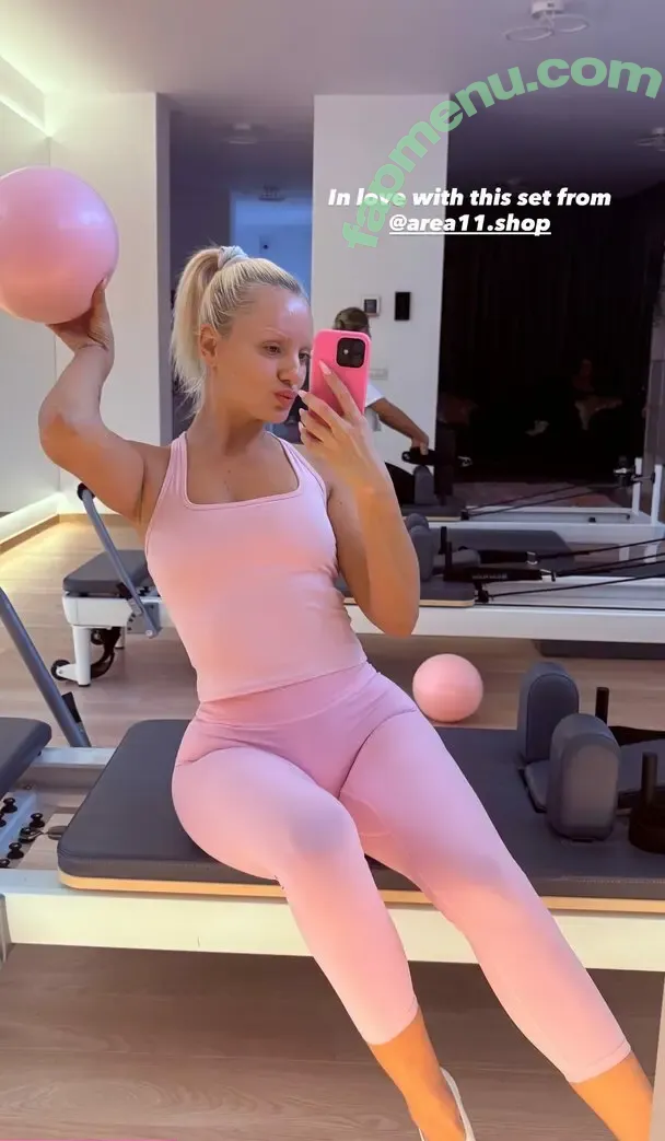 Alexandra Stan nude photo #2893 (alexandrastan)