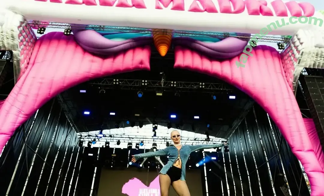 Alexandra Stan nude photo #2977 (alexandrastan)