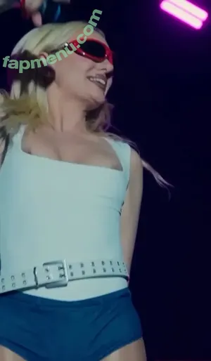 Alexandra Stan / alexandrastan nude photo #3073