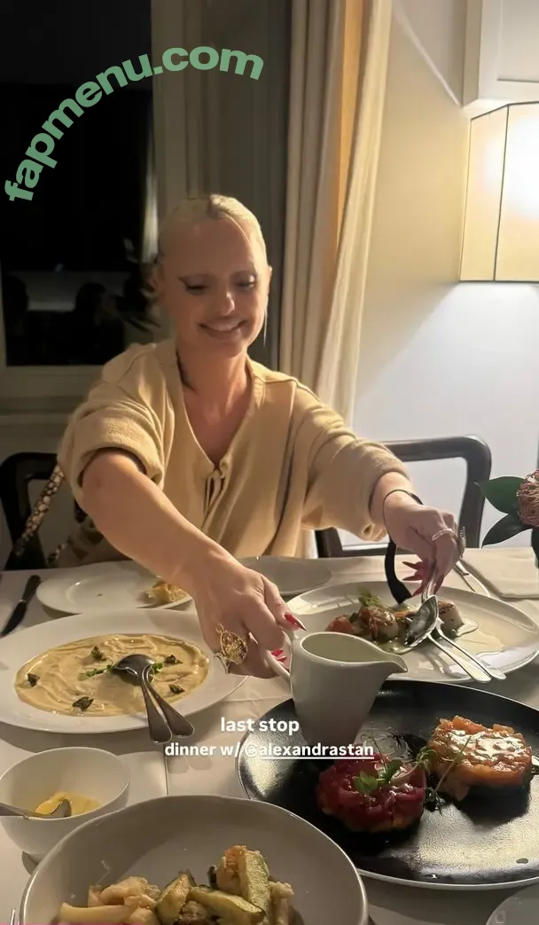 Alexandra Stan nude photo #3011 (alexandrastan)