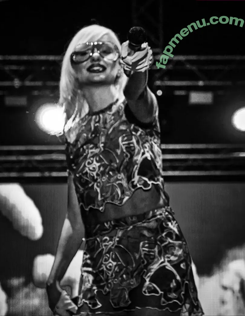 Alexandra Stan nude photo #3035 (alexandrastan)