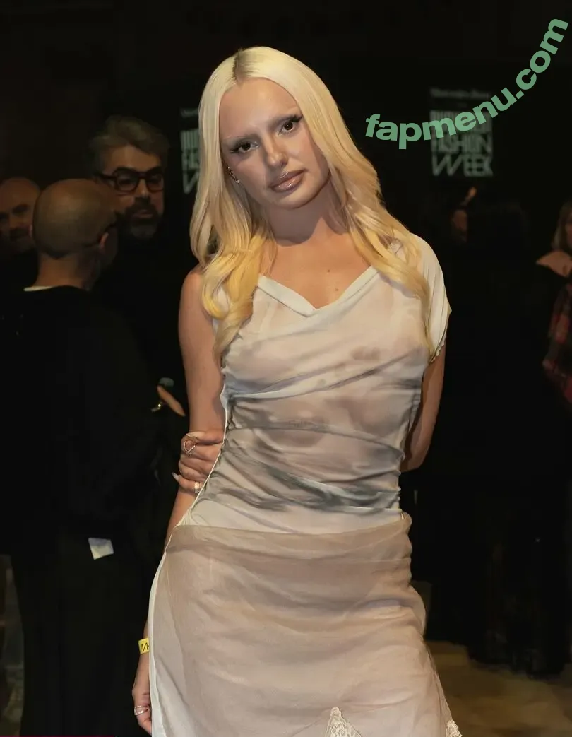 Alexandra Stan nude photo #3064 (alexandrastan)