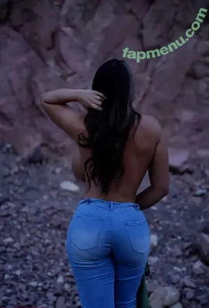 Alexandra Volkov / TheAlexaVoklov / thealexandravolkov nude photo #0003