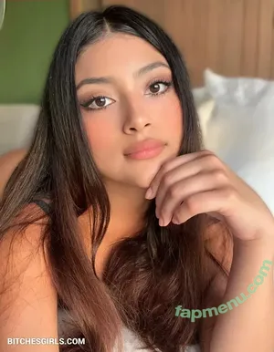  nude photo #0004